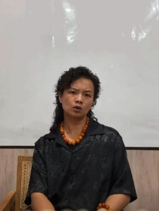 鄔馨茹直播畫面